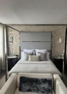 Hoxton Four Poster Bed