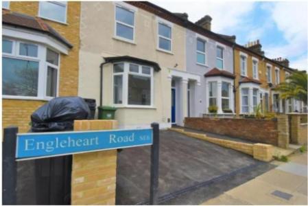 Brand New Studio with modern facilities DSS or part DSS only