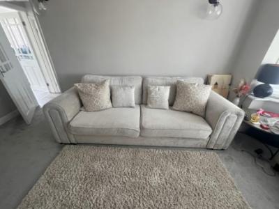 4 seater oyster sofa