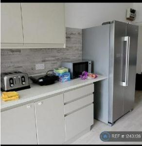 Studio flat in Preston Road, Harrow, HA3 (#)