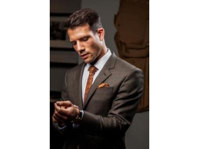 Bespoke business suit for men