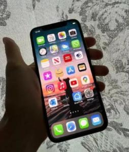 IPhone XS- 64 GB, Gold, Unlocked, Used-Like New.