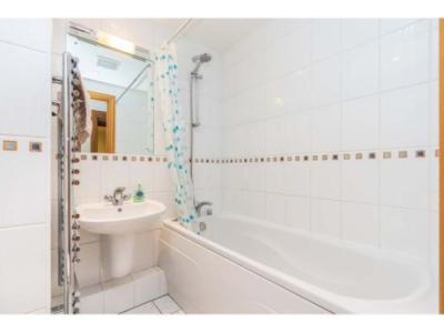 1 bedroom furnished flat