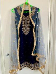 Embroidered Midnight Blue/Gold Velvet Salwar Kameez:Punjabi Suit.