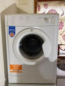 Indesit 7 kg tumble dryer