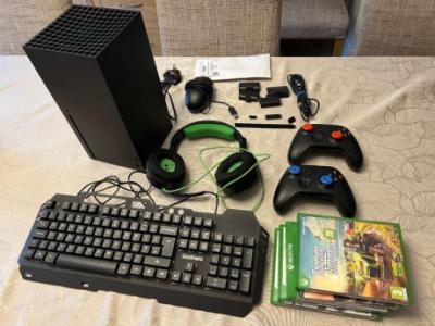 Xbox x Gaming Bundle 1Tb