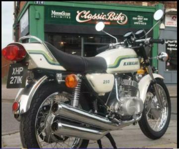 1972 Kawasaki S1 250 Classic Vintage, UK Show Winning Immaculate And Pristine.