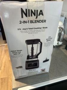 Ninja 2 in 1 blender