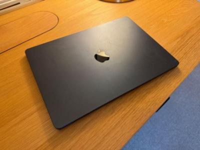 MacBook Air, 15.3-inch (M3) – Max Specs, Midnight Blue