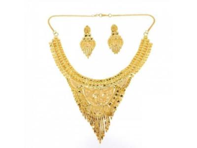 The History of the Necklace