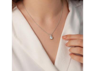 A Stunning Solitaire Diamond Pendant for Sale