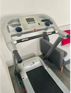 Treadmill, Roger Black - Gold