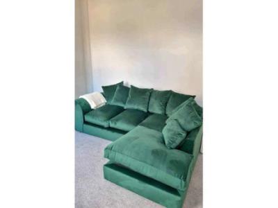 Green / emerald sofa