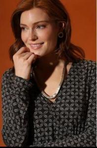 How Can a Cotton Midi Dress Elevate Your Wardrobe